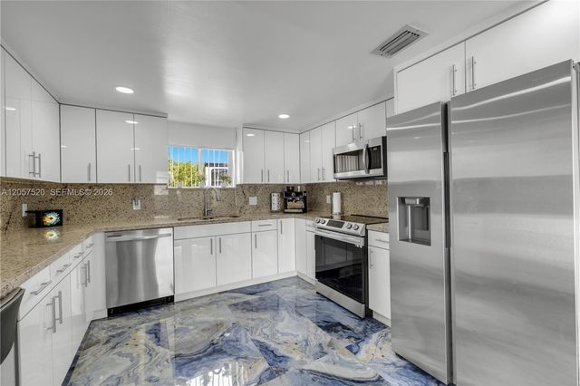10350 SW 48th St 1, Miami, FL 33165