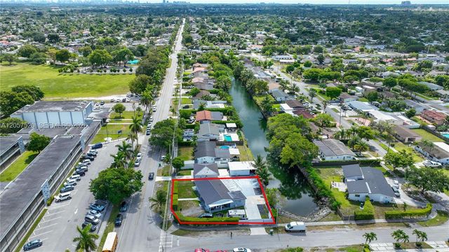 10350 SW 48th St 1, Miami, FL 33165