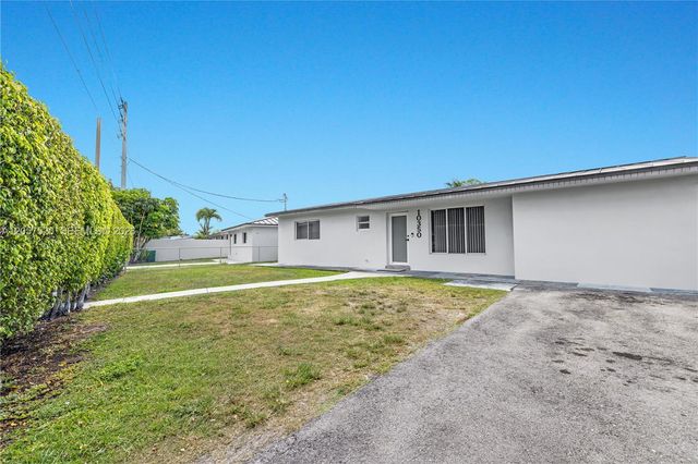 10350 SW 48th St 1, Miami, FL 33165