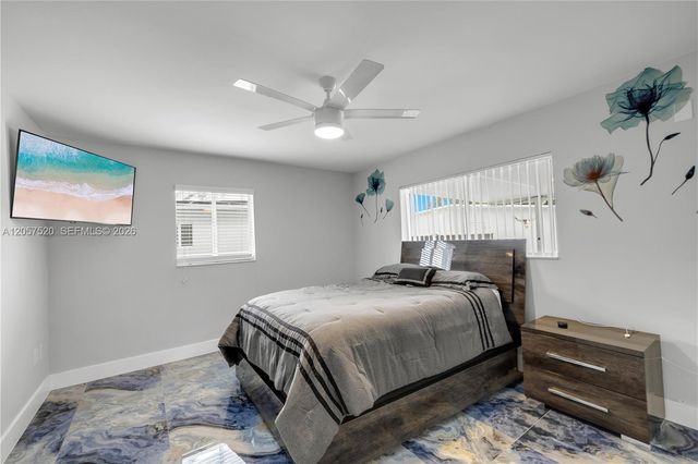 10350 SW 48th St 1, Miami, FL 33165
