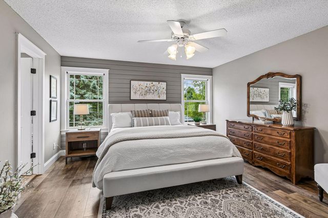 2945 Costa Lane, Little Canada, MN 55117