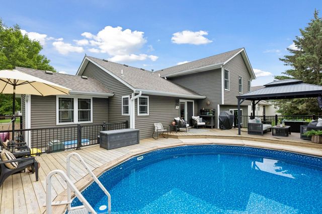 2945 Costa Lane, Little Canada, MN 55117