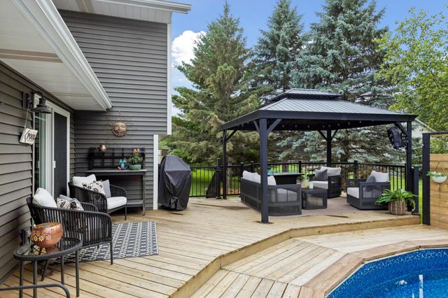 2945 Costa Lane, Little Canada, MN 55117