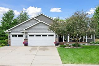 2945 Costa Lane, Little Canada, MN 55117