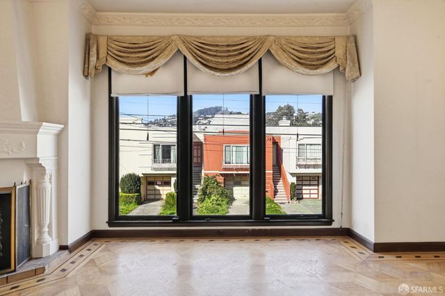 619 Cayuga Avenue, San Francisco, CA 94112