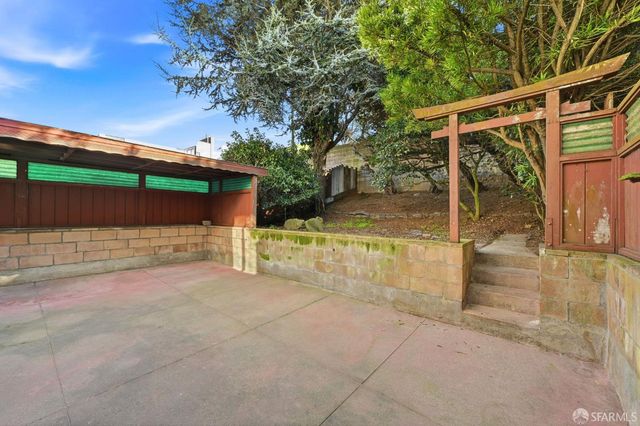 619 Cayuga Avenue, San Francisco, CA 94112