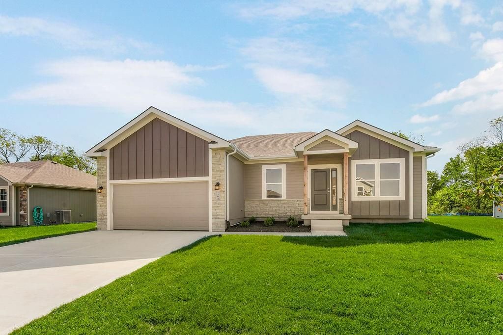 704 Blazing Star Drive, Raymore, MO 64083
