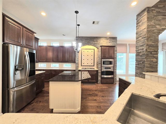 3750 Ribbon Hill Lane, Spring, TX 77386