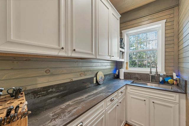 484 Old Swanzey Road, Chesterfield, NH 03462