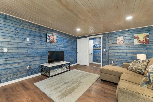 484 Old Swanzey Road, Chesterfield, NH 03462