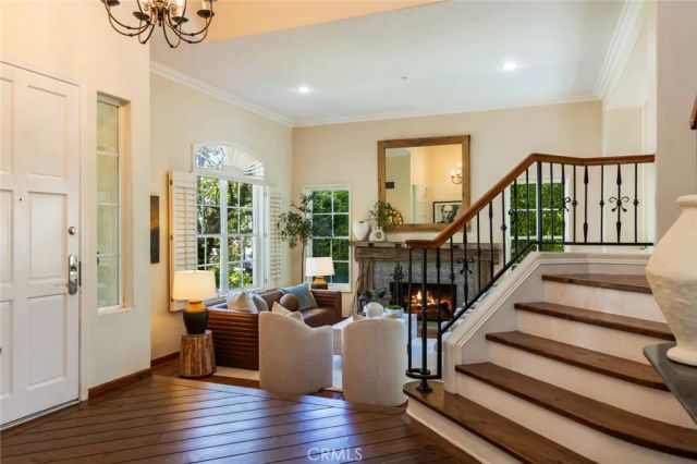 5985 Vista De La Luz, Woodland Hills, CA 91367