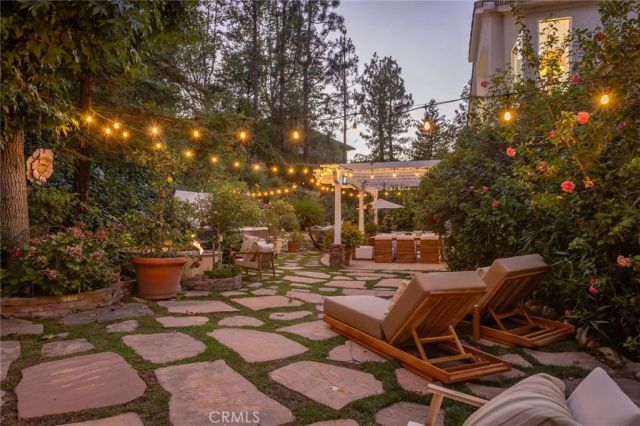 5985 Vista De La Luz, Woodland Hills, CA 91367