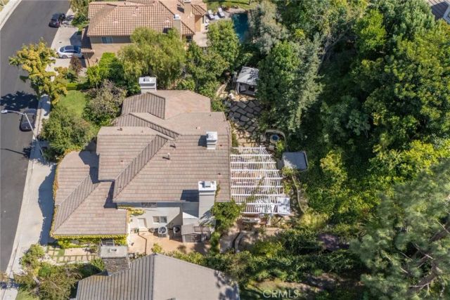 5985 Vista De La Luz, Woodland Hills, CA 91367