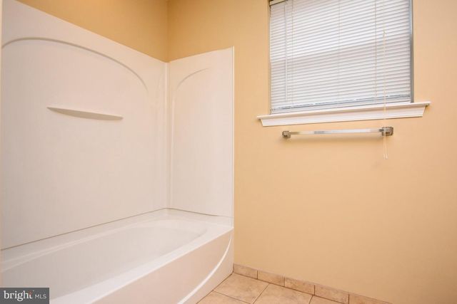 342 NICHOLAS, Delran, NJ 08075