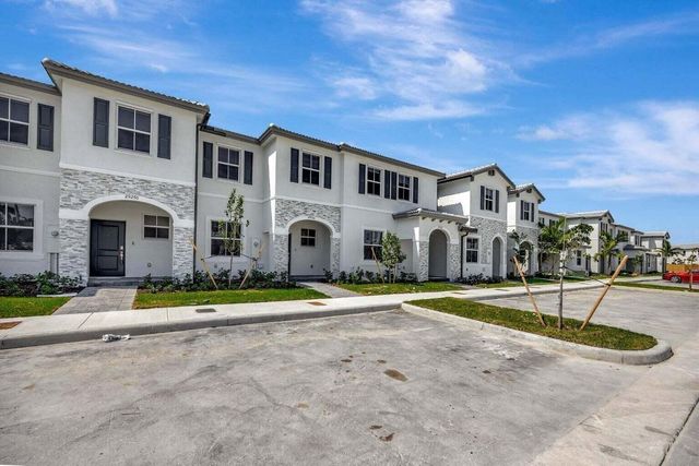 29190 SW 163rd Court, Homestead, FL 33033