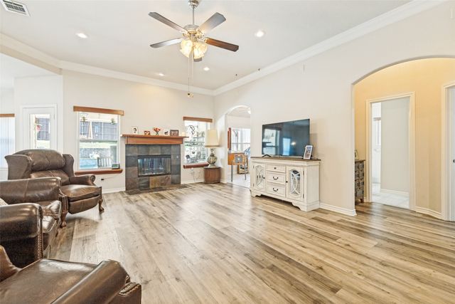 1021 Foxwood Lane, Wylie, TX 75098