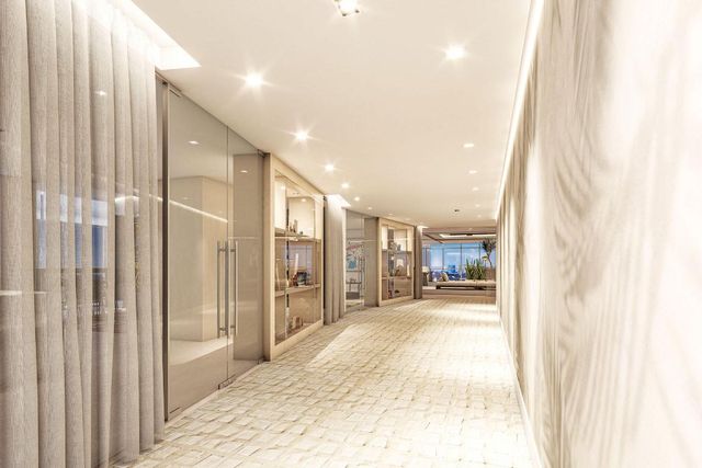 220 Lake Shore Drive 1113, West Palm Beach, FL 33403