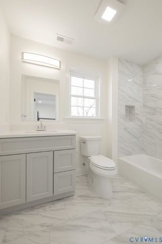 4200 River Vista Ln, Hopewell, VA 23860