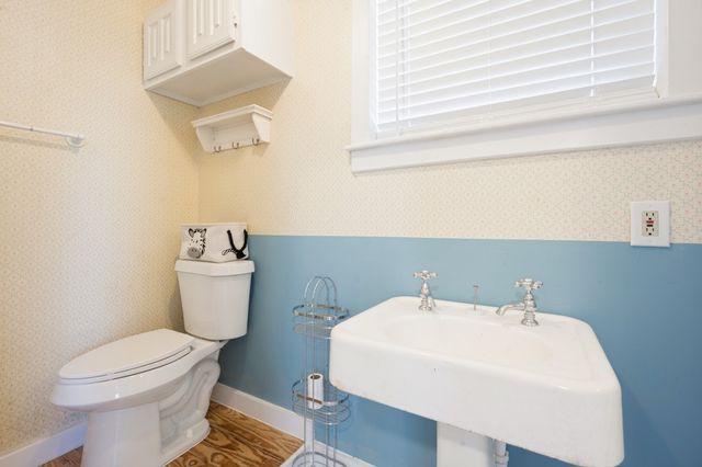 415 W Franklin Street, Waxahachie, TX 75165