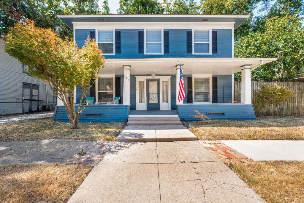 415 W Franklin Street, Waxahachie, TX 75165