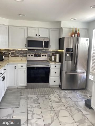 3355 CANTON CT, Dumfries, VA 22026
