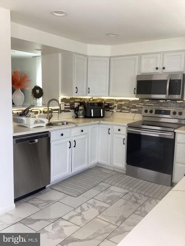 3355 CANTON CT, Dumfries, VA 22026