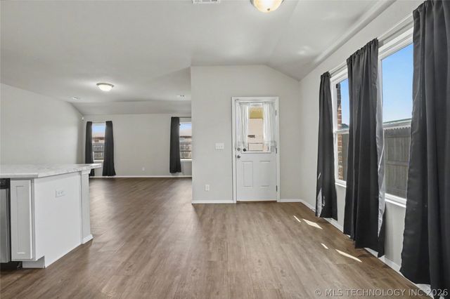 7429 E 158th Street S, Bixby, OK 74008