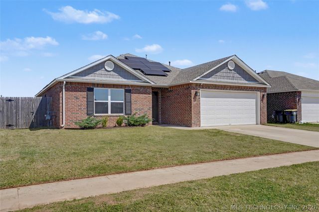 7429 E 158th Street S, Bixby, OK 74008