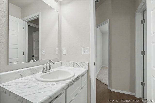 7429 E 158th Street S, Bixby, OK 74008