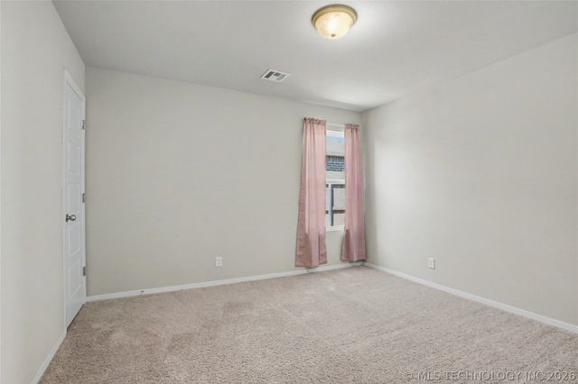 7429 E 158th Street S, Bixby, OK 74008
