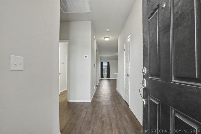 7429 E 158th Street S, Bixby, OK 74008
