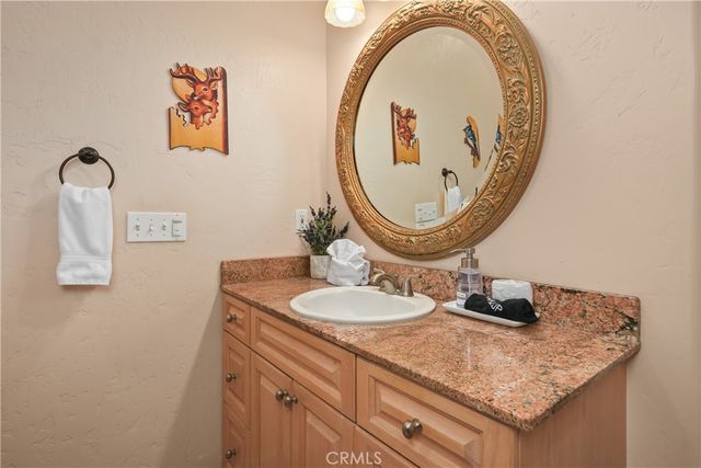 39367 Pine Ridge Road, Oakhurst, CA 93644