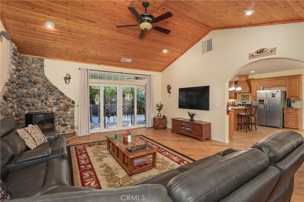 39367 Pine Ridge Road, Oakhurst, CA 93644