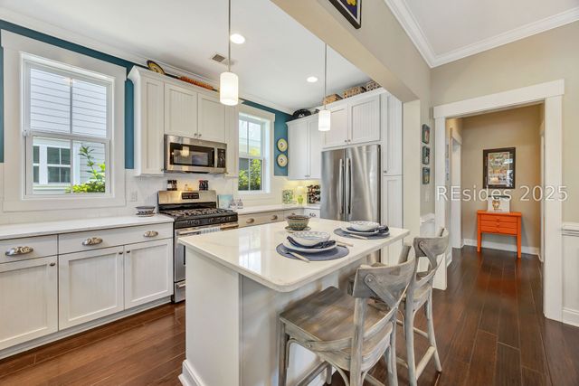 30 Tabby Shell Rd, Bluffton, SC 29910