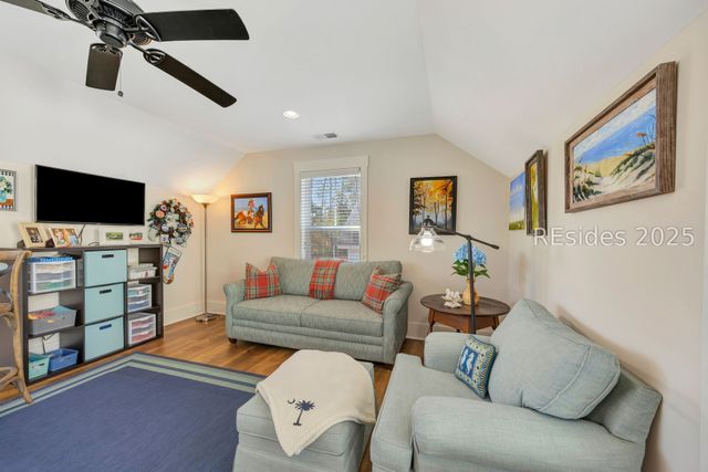 30 Tabby Shell Rd, Bluffton, SC 29910