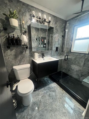 646 S 3rd Avenue, Mount Vernon, NY 10550