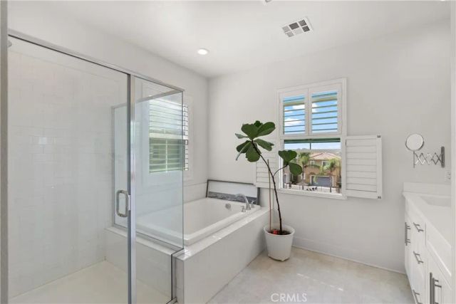710 W Tribella Court, Santa Ana, CA 92703