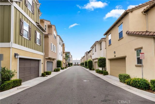 710 W Tribella Court, Santa Ana, CA 92703