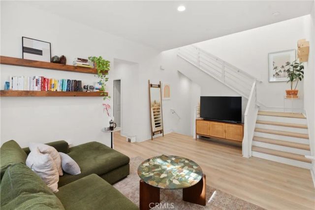 710 W Tribella Court, Santa Ana, CA 92703