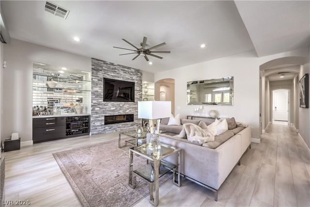 1980 Alcova Ridge Drive, Las Vegas, NV 89135