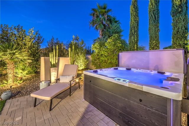 1980 Alcova Ridge Drive, Las Vegas, NV 89135