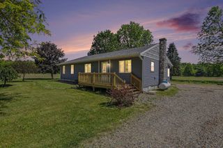 22111 Dutch Settlement Street, Lagrange Twp, MI 49031