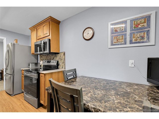 398 S Queen Cir, Lakewood, CO 80226