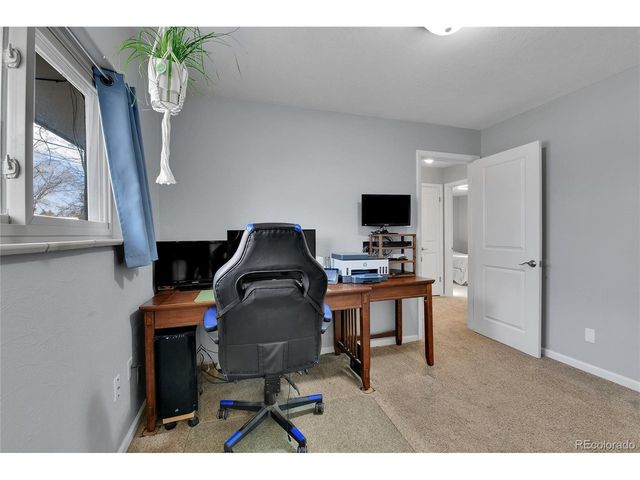 398 S Queen Cir, Lakewood, CO 80226