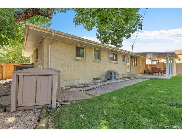 398 S Queen Cir, Lakewood, CO 80226