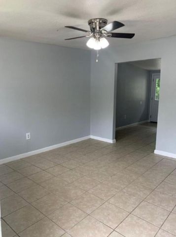 1013 Hackberry ST B, San Marcos, TX 78666