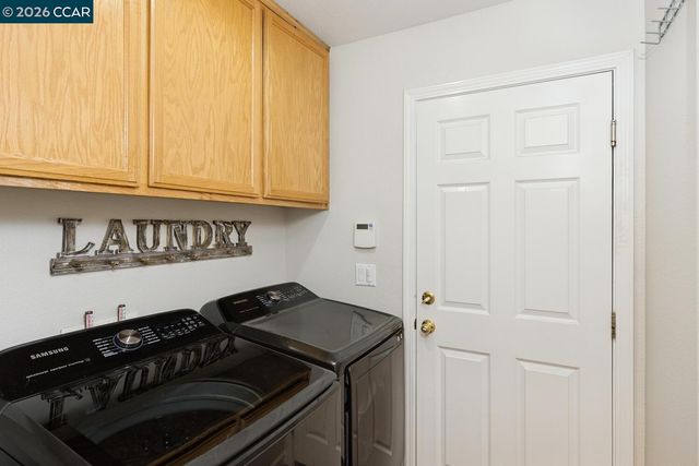 592 Ross, Martinez, CA 94553