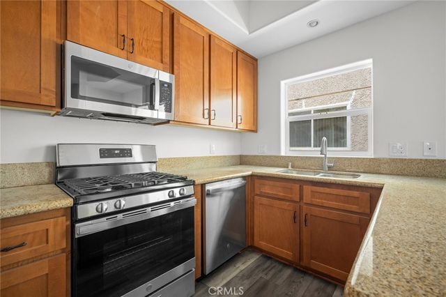 5521 Kester Avenue 23, Sherman Oaks, CA 91411