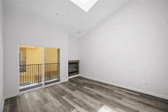 5521 Kester Avenue 23, Sherman Oaks, CA 91411