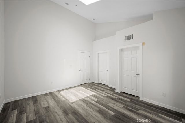 5521 Kester Avenue 23, Sherman Oaks, CA 91411
